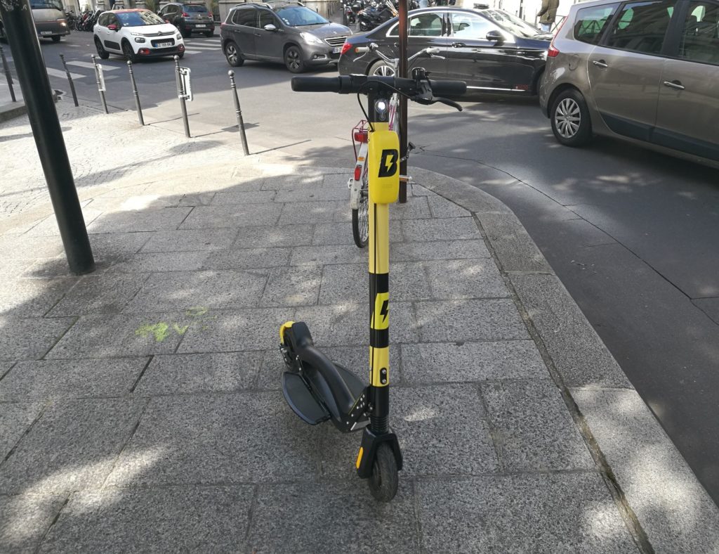 Une trottinette B Mobility. // Source : Léopold Maçon Une trottinette B Mobility. // Source : Léopold Maçon