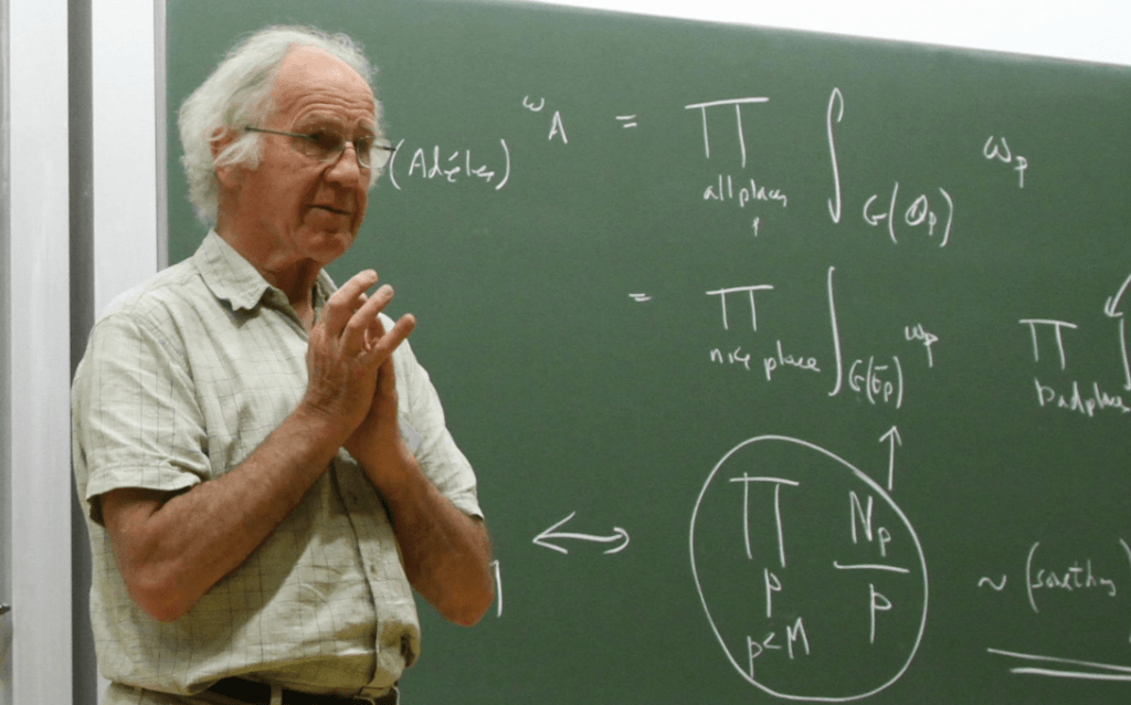 Bryan Birch explique la conjecture en 2011. // Source : Wikimedia/CC/William Stein (photo recadrée) Bryan Birch explique la conjecture en 2011. // Source : Wikimedia/CC/William Stein (photo recadrée)