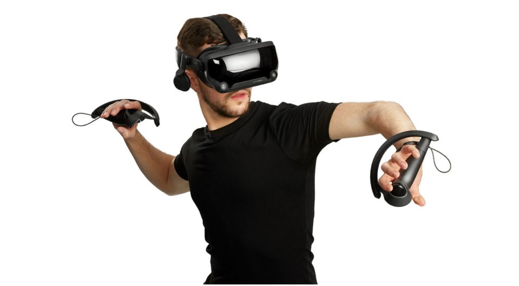 Le Valve Index et ses manettes. // Source : Valve/Road To VR Le Valve Index et ses manettes. // Source : Valve/Road To VR