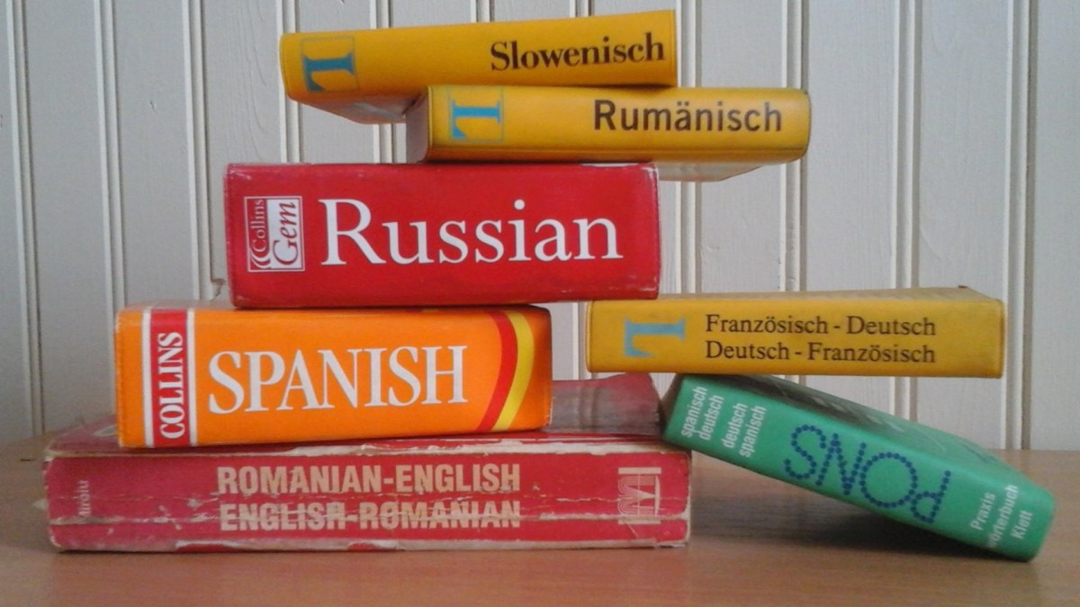 Des dictionnaires. // Source : Max Pixel/CC0 Domaine public (photo recadrée) Des dictionnaires. // Source : Max Pixel/CC0 Domaine public (photo recadrée)