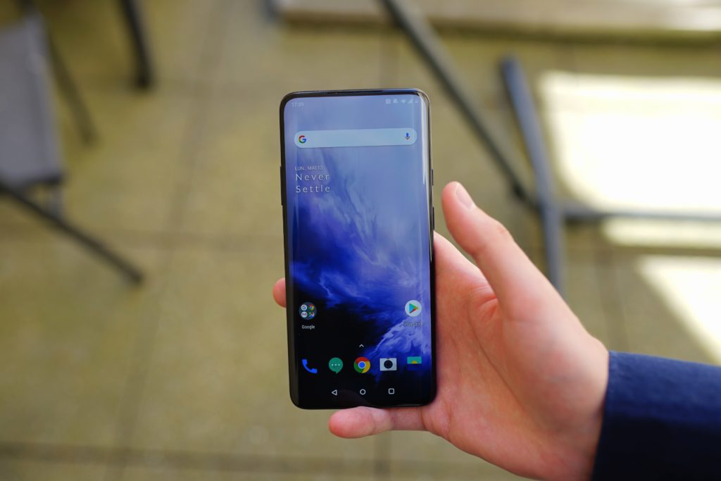 OnePlus 7 Pro // Source : Ulrich Rozier pour Numerama OnePlus 7 Pro // Source : Ulrich Rozier pour Numerama