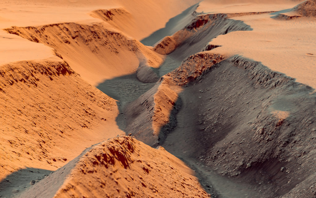 Une fissure sur Mars. // Source : Flickr/CC/Kevin Gill (photo recadrée) Une fissure sur Mars. // Source : Flickr/CC/Kevin Gill (photo recadrée)