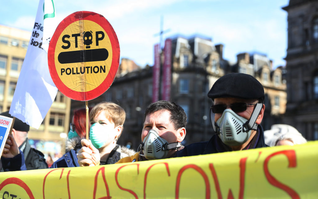 1 000 ppm pourraient provoquer davantage de maladies respiratoires. // Source : Flickr/CC/Ian Macnicol / Friends of the Earth Scotland (photo recadrée) 1 000 ppm pourraient provoquer davantage de maladies respiratoires. // Source : Flickr/CC/Ian Macnicol / Friends of the Earth Scotland (photo recadrée)