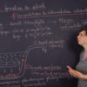 Extrait d'une vidéo des Bons profs. // Source : Capture d'écran YouTube / Lesbonsprofs