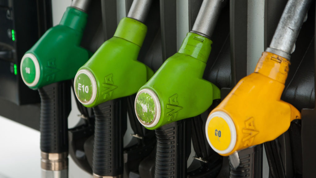 Des hydrocarbures peuvent favoriser la formation d'ozone polluant. // Source : Pxhere (photo recadrée) Des hydrocarbures peuvent favoriser la formation d'ozone polluant. // Source : Pxhere (photo recadrée)
