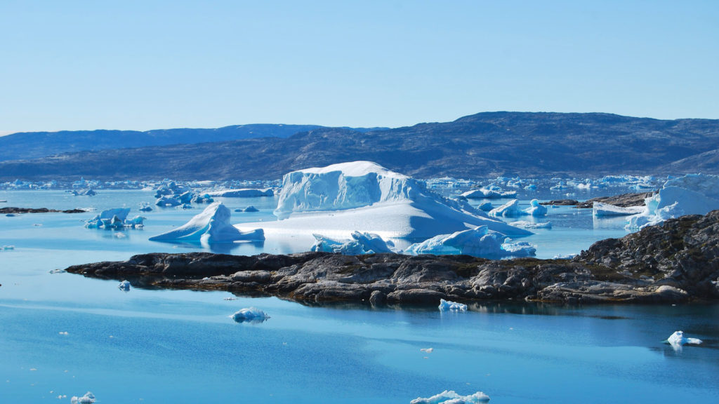 Un fjord au Groenland. // Source : Pixabay (photo recadrée) Un fjord au Groenland. // Source : Pixabay (photo recadrée)