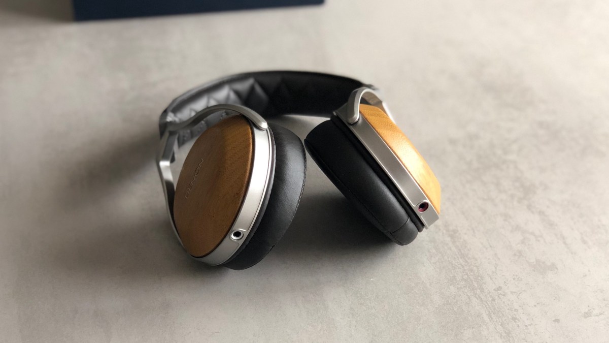 Le casque Denon AH-D9200 // Source : Numerama Le casque Denon AH-D9200 // Source : Numerama