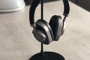 Casque Master & Dynamic MW65  // Source : Numerama