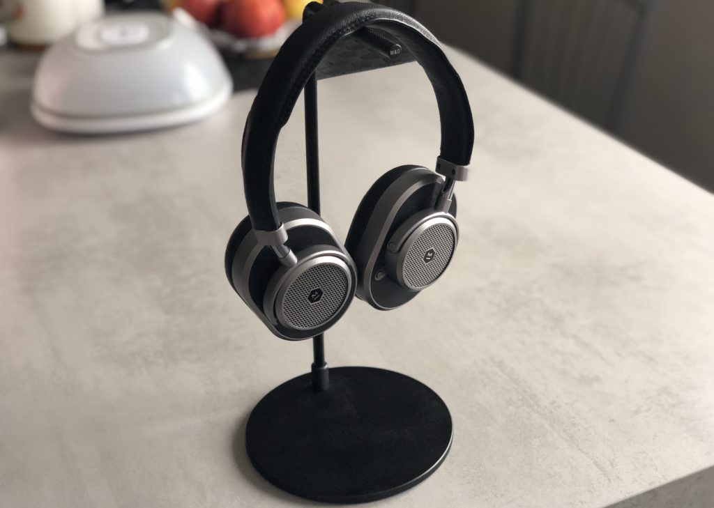 Casque Master & Dynamic MW65  // Source : Numerama