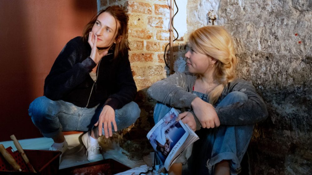 Camille Cottin et India Hair // Source : Canal+ Camille Cottin et India Hair // Source : Canal+
