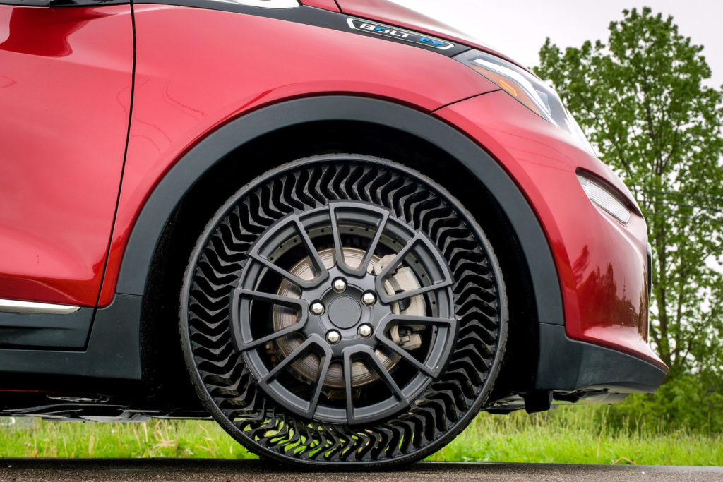 Pneu Michelin Uptis // Source : General Motors Pneu Michelin Uptis // Source : General Motors
