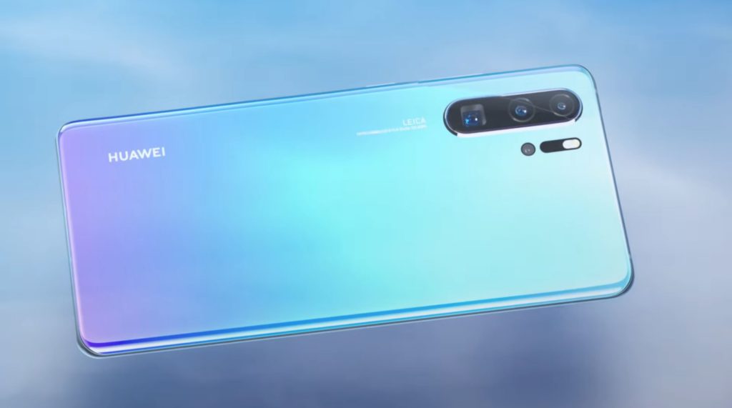 Les smartphones Huawei ont beaucoup perdu en popularité. // Source : Youtube/Huawei Les smartphones Huawei ont beaucoup perdu en popularité. // Source : Youtube/Huawei
