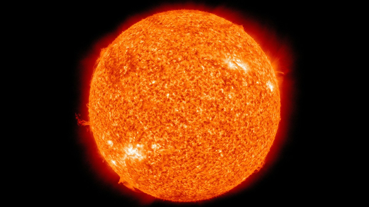 L'atmosphère du Soleil est plus chaude que sa surface. // Source : Pixabay (photo recadrée) L'atmosphère du Soleil est plus chaude que sa surface. // Source : Pixabay (photo recadrée)