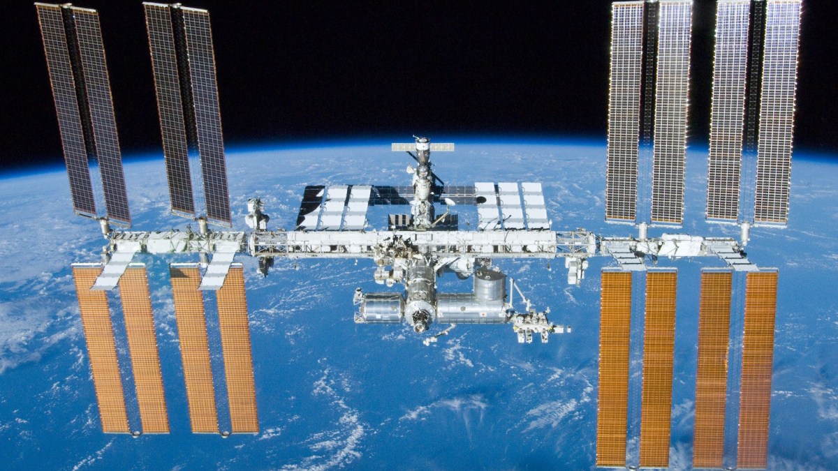 La Station spatiale internationale. // Source : Wikimedia/CC/Nasa/Crew of STS-132 (photo recadrée) La Station spatiale internationale. // Source : Wikimedia/CC/Nasa/Crew of STS-132 (photo recadrée)