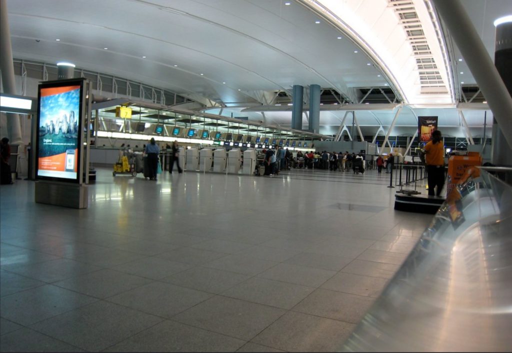 À l'aéroport JFK, les passager de vols Air France n'uront pa besoin de cartes d'embarquement. // Source : Flickr/Doug Letterman À l'aéroport JFK, les passager de vols Air France n'uront pa besoin de cartes d'embarquement. // Source : Flickr/Doug Letterman
