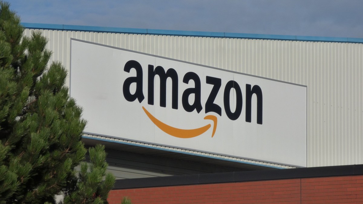 Un entrepôt d'Amazon. // Source : Flickr/CC/Eliott Brown Un entrepôt d'Amazon. // Source : Flickr/CC/Eliott Brown