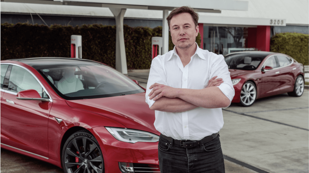 Elon Musk chez MotorTrend // Source : MotorTrend Elon Musk chez MotorTrend // Source : MotorTrend