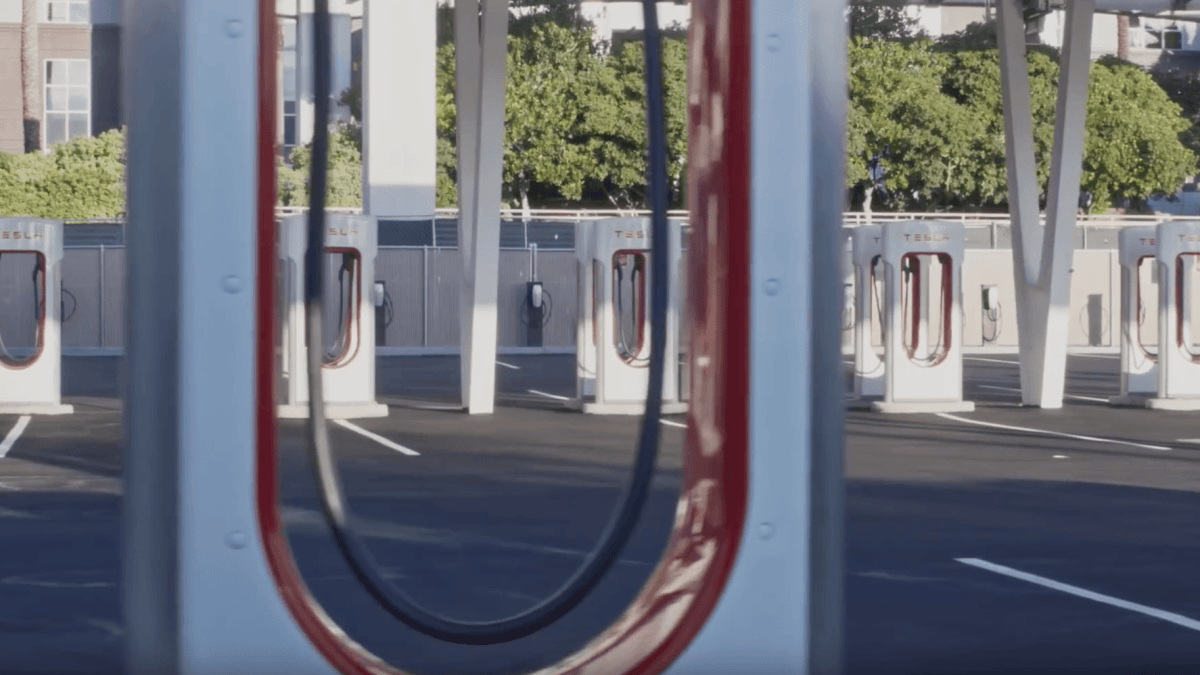 Station Tesla de Las Vegas // Source : Tesla Station Tesla de Las Vegas // Source : Tesla