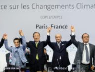 La séance pleinière de la COP21. // Source : Flickr/Domaine public/Arnaud Bouissou - MEDDE / SG COP21 (photo recadrée)