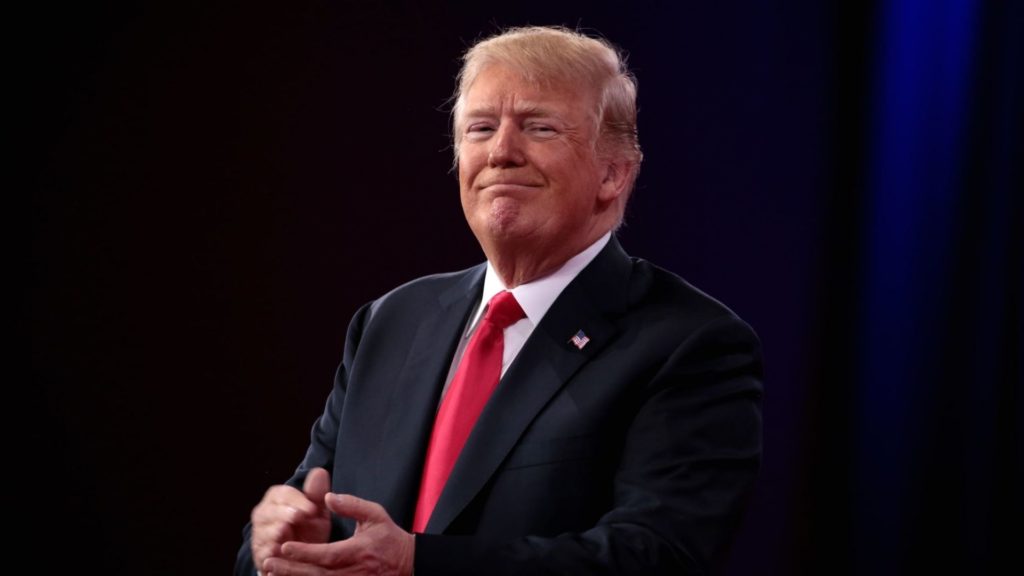 Donald Trump reste très flou sur envie de négocier avec Huawei. // Source : Flickr/Gage Skidmore Donald Trump reste très flou sur envie de négocier avec Huawei. // Source : Flickr/Gage Skidmore