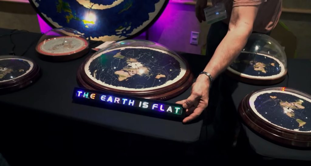La Terre à plat // Source : Netflix