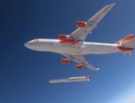 Virgin Orbit veut faire ses lancements depuis des avions, en haute altitude. // Source : Twitter / @Virgin_Orbit