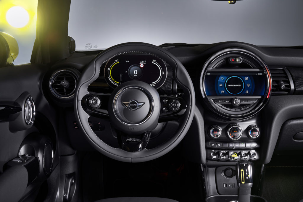 Mini Cooper SE // Source : Groupe BMW Mini Cooper SE // Source : Groupe BMW