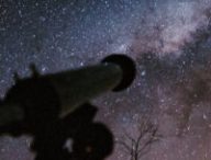 Un télescope pour observer la Voie lactée. // Source : Pexels (photo recadrée)