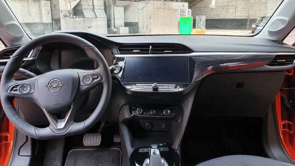 Opel Corsa-e intérieur // Source : Numerama Opel Corsa-e intérieur // Source : Numerama