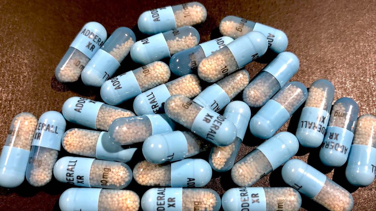 Des pilules d'Adderall // Source : Wikimedia/Benjamin Vincent Kasapoglu Des pilules d'Adderall // Source : Wikimedia/Benjamin Vincent Kasapoglu
