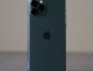 L'iPhone 11 Pro // Source : Louise Audry pour Numerama