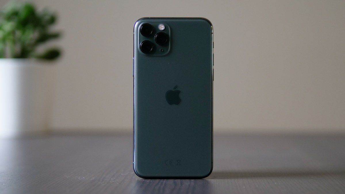 L'iPhone 11 Pro // Source : Louise Audry pour Numerama L'iPhone 11 Pro // Source : Louise Audry pour Numerama