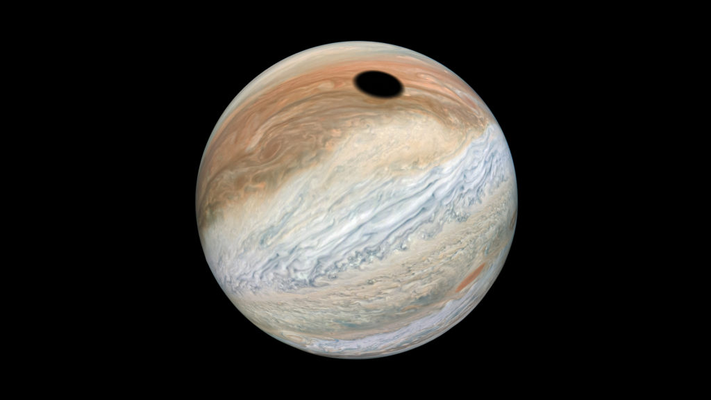 L'ombre de la lune Io sur Jupiter. // Source : Flickr/CC/Kevin Gill (photo recadrée) L'ombre de la lune Io sur Jupiter. // Source : Flickr/CC/Kevin Gill (photo recadrée)