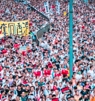 Une manifestation à Hong Kong. // Source : Wikipedia