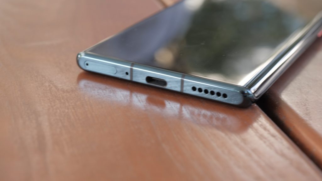 Huawei Mate 30 // Source : Numerama Huawei Mate 30 // Source : Numerama