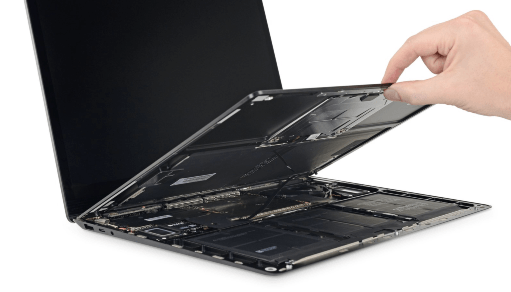 Le Surface Laptop démonté // Source : iFixit Le Surface Laptop démonté // Source : iFixit