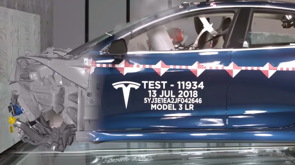 YouTube/Tesla YouTube/Tesla