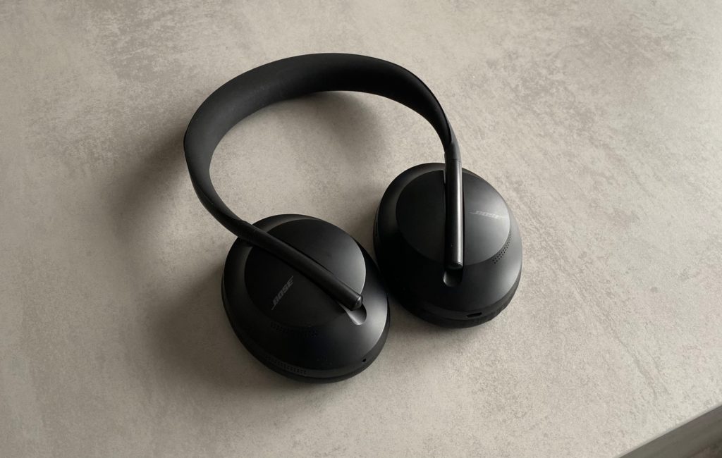 Casque Bose Headphones 700 (vue de l'extérieur) // Source : Numerama Casque Bose Headphones 700 (vue de l'extérieur) // Source : Numerama