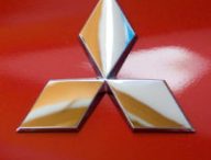 Mitsubishi. // Source : viZZZual