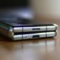Samsung Galaxy Fold // Source : Louise Audry pour Numerama Samsung Galaxy Fold // Source : Louise Audry pour Numerama