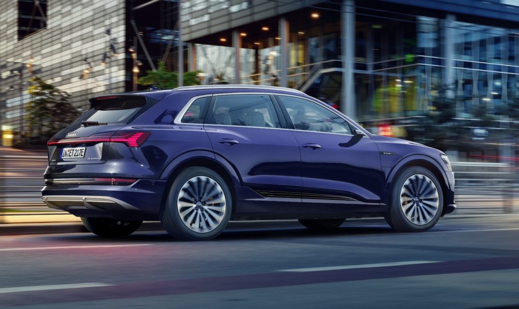 Audi e-tron avec pack S Line // Source : Audi