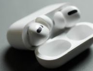 Apple AirPods Pro // Source : Louise Audry pour Numerama
