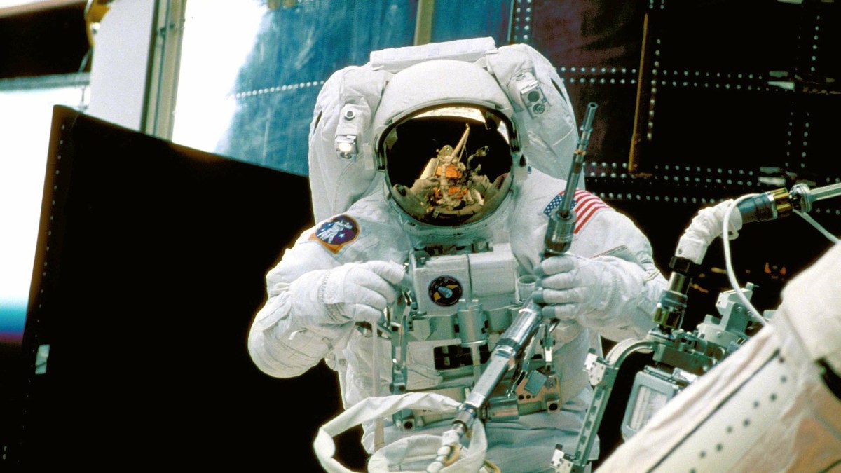 Un astronaute. // Source : Pixabay (photo recadrée) Un astronaute. // Source : Pixabay (photo recadrée)