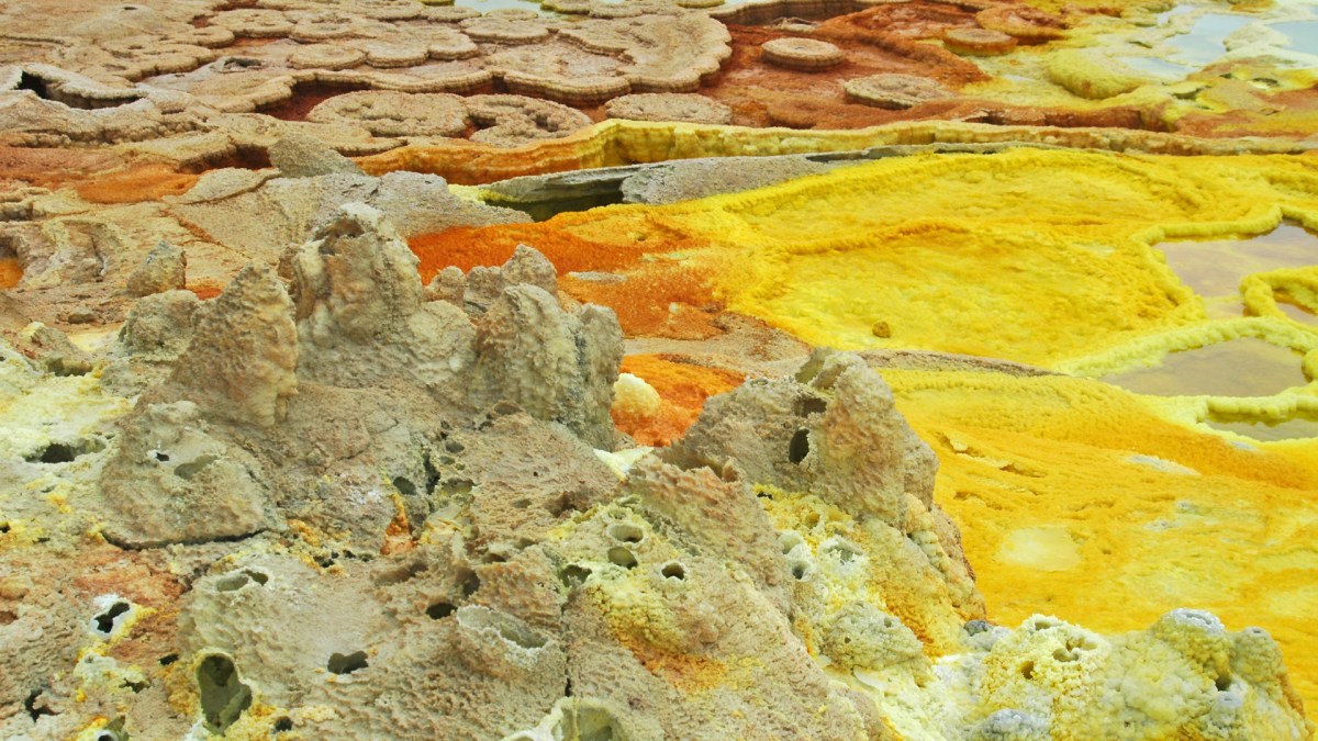 Dallol, en Éthiopie. // Source : Wikimedia/CC/Rolf Cosar (photo recadrée) Dallol, en Éthiopie. // Source : Wikimedia/CC/Rolf Cosar (photo recadrée)