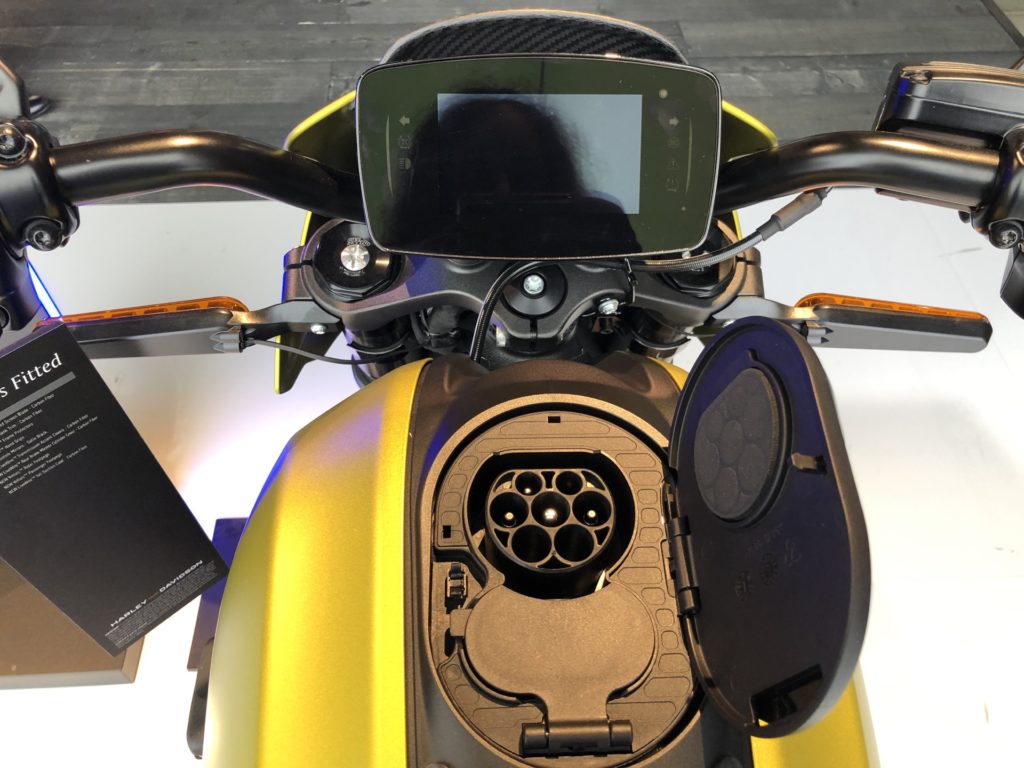 La LiveWire de Harley-Davidson à l'EICMA 2019 // Source : Marie Turcan pour Numerama La LiveWire de Harley-Davidson à l'EICMA 2019 // Source : Marie Turcan pour Numerama