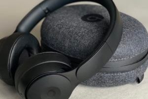 Casque Beats Solo Pro // Source : Maxime Claudel pour Numerama