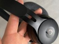 Arceau du casque Beats Solo Pro // Source : Maxime Claudel pour Numerama