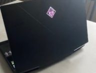 Capot du HP Omen X 2S // Source : Maxime Claudel pour Numerama 