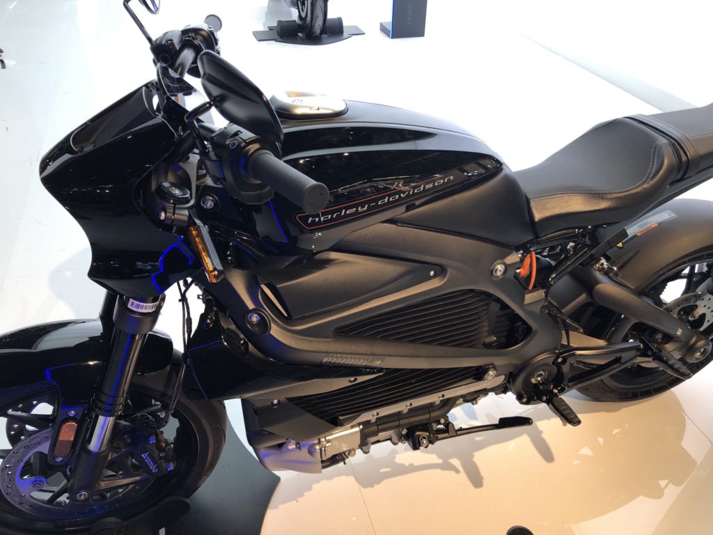 La LiveWire de Harley-Davidson à l'EICMA 2019 // Source : Marie Turcan pour Numerama La LiveWire de Harley-Davidson à l'EICMA 2019 // Source : Marie Turcan pour Numerama