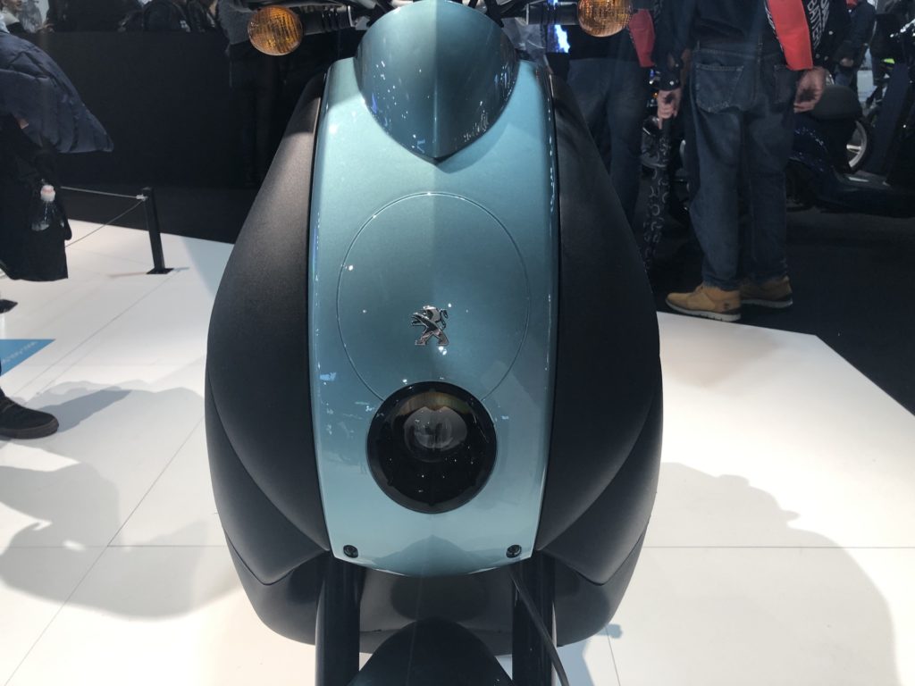 Le Peugeot e-ludix à EICMA 2019 // Source : Marie Turcan pour Vroom/Numerama